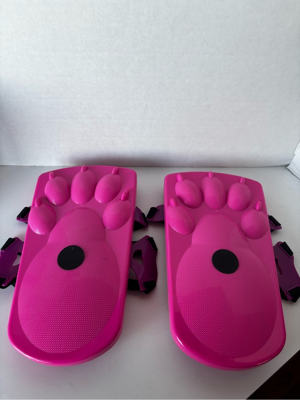 2012 NWT Sno Stompers Kids Bear Track Claws Footprints Sand Beach Year Round Fun